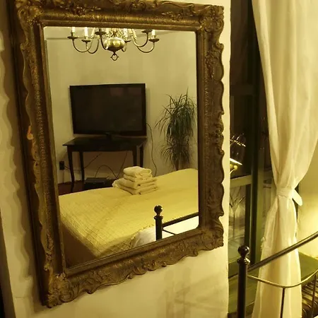 テラス ゲストハウス 4*